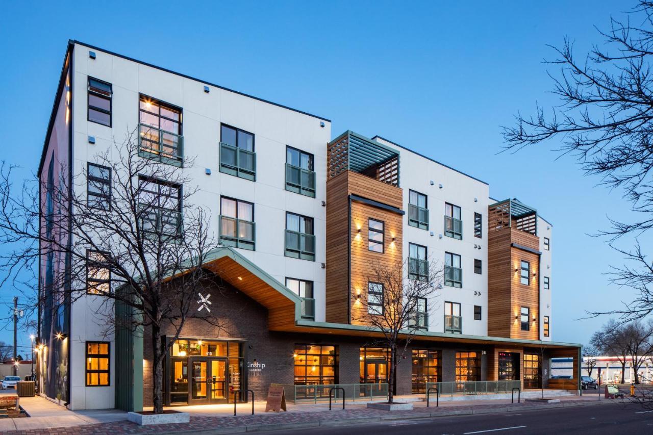 Kinship Landing Hotel Colorado Springs Exterior photo